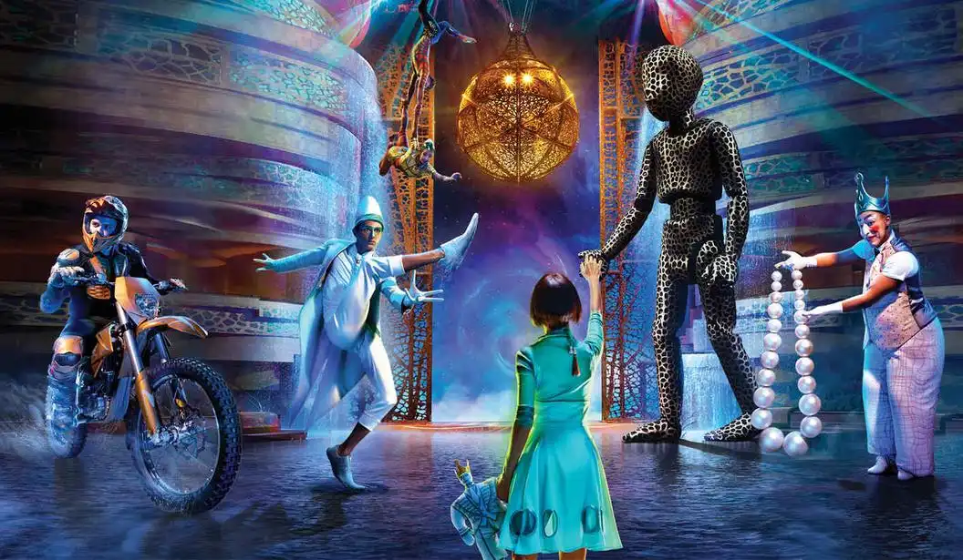 La Perle Dress Code